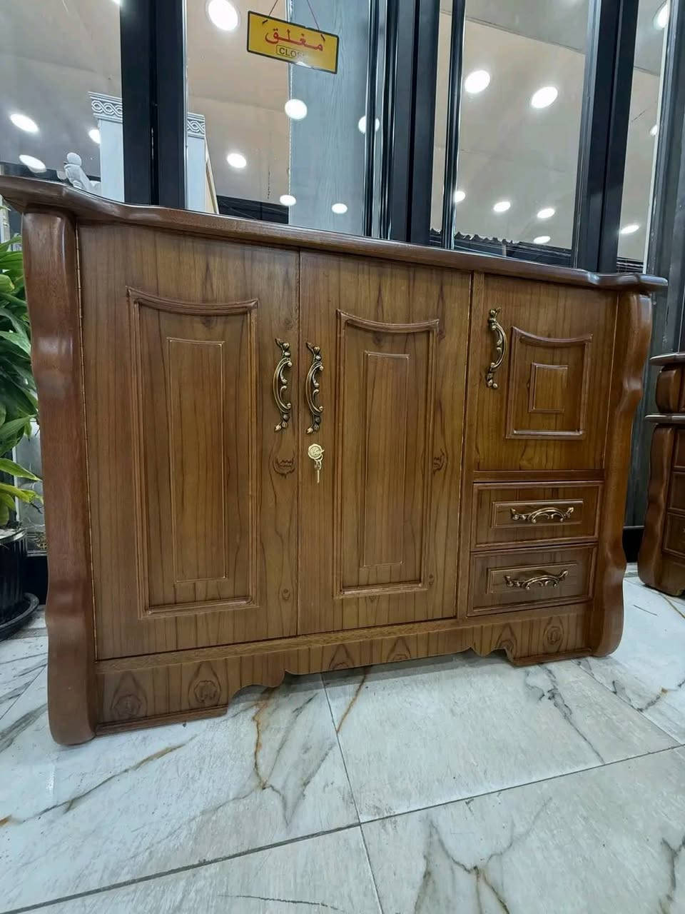 معمل ومعرض حازم حازم الأمي *********** عمارة, ميسان
