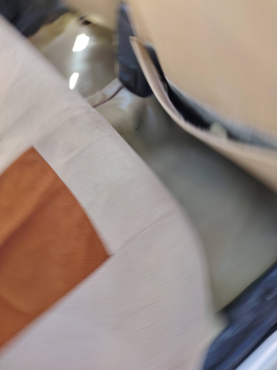 كيا سفيا للبيع اللون ابيض موديل ٩٥ رقم بغداد انكليزي بأسمي التحويل ثاني يوم سنويه نافذه لغاية ٢٠٣٠ الهزه لحد شهر السادس يعني تحول ميحتاج هزه. محرك مفتوح ١٦٠٠ كير عادي معروضه ب٣٧ وبيها مجال بسيط للشراي العنوان بابل محاويل قرب السريع الدولي للتواصل ع الخاص او الاتصال ع الرقم ***********
***********
