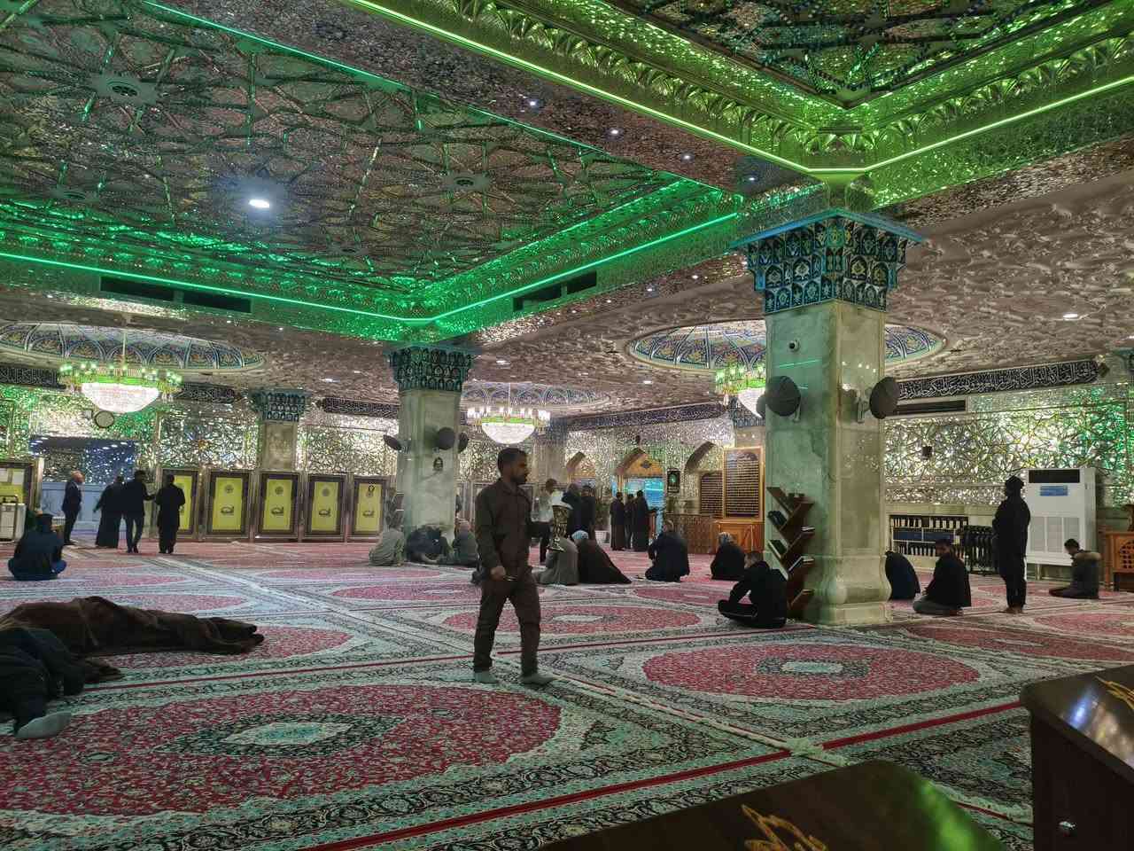 🦅 #بسم_الله_الرحمن_الرحيم#🦅

🌺 أللهم صل على محمد وآل محمد وعجل فرجهم وإرحمنا بهم ياكريم 🌺

  ✋إنتبــــــــاه  🤚إنتبـــــــــاه 🤚
             📢 🔊 📢📢📢
 نعلن وعلى بركة الله عن توجّهنا  يوم 🗓 #الأثنين الموافق ٢٠٢٦/٣/١٦ في تمام الساعة ⏰ #ألواحدة_ظهراً نحو مدينة 🕌 🕌#سامراء لأداء مناسك الزيارة العقائدية لمراقد أئمتنا اهل البيت (عليهم السلام) وكذلك التوجًه الى قضاء #بلد لزيارة مرقد 🕌 #السيد_محمد (ع) 🤲 وكالعادة سيتم الانطلاق من بداية شارع خولة أمام حسينية ألإمامين ألجوادين في الخطيب الزراعي شارع الضغط،علماً ستكون اجرة الزائر #ستة_ألاف 💵 (٦٠٠٠) دينار فقط ذهاباً وإياباً لذا وجب النشر. 
ds
للحجز والإستفسار
👇👇👇👇
📱🤳*********** 📞☎️
📱🤳***********📞☎️

👈 خادمكم فراس الركابي 👉
واتساب / مازنجز / أنستگرام 

🌹رحلتكم معنا ستبقى عالقة في الأذهان طويلاً وبالتجربة لن تخسروا شيء 🌹
💮💮💮💮💮💮💮💮💮💮
