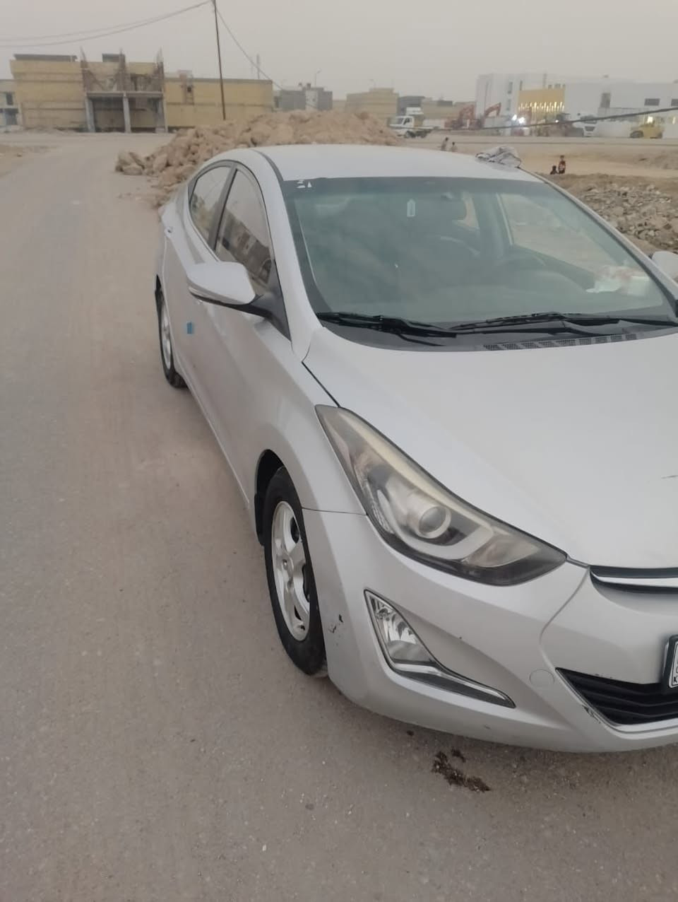 السلام عليكم 
النترا 2014 ..ادوات ..ادوات  دخول جديد كامل مواصفات كصه جنطه  رقم شمالي اصلي متوم ..بصمه تشغيل +بيبان..
تخم تاير جديد.. تبريد قطعتين .. تدفه ستيرن +كشنات.. تحكم سترين .. يادات نيكل.. سياره جاهزه
 كلش اي نقص مابيها  مكينه 1600 
مكينه كير حداديه تخم تاير .. شرط كارتون 
وسياره احله من بصوره
سعر 52 وبيها مجال
مكان البصره ***********
