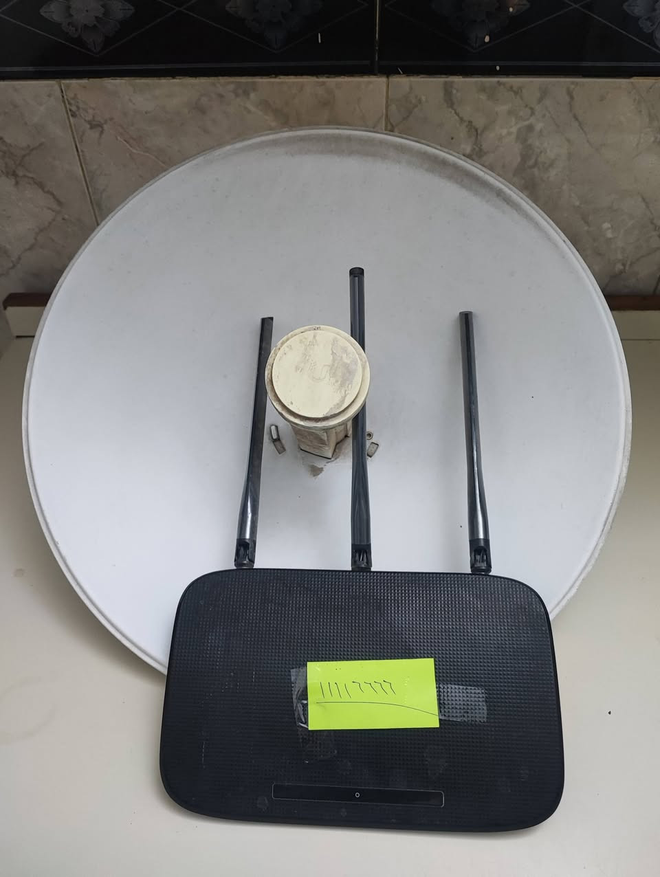 نانو والمحولة وراوتر شغالات قفل ب50 الف هاتف ***********
