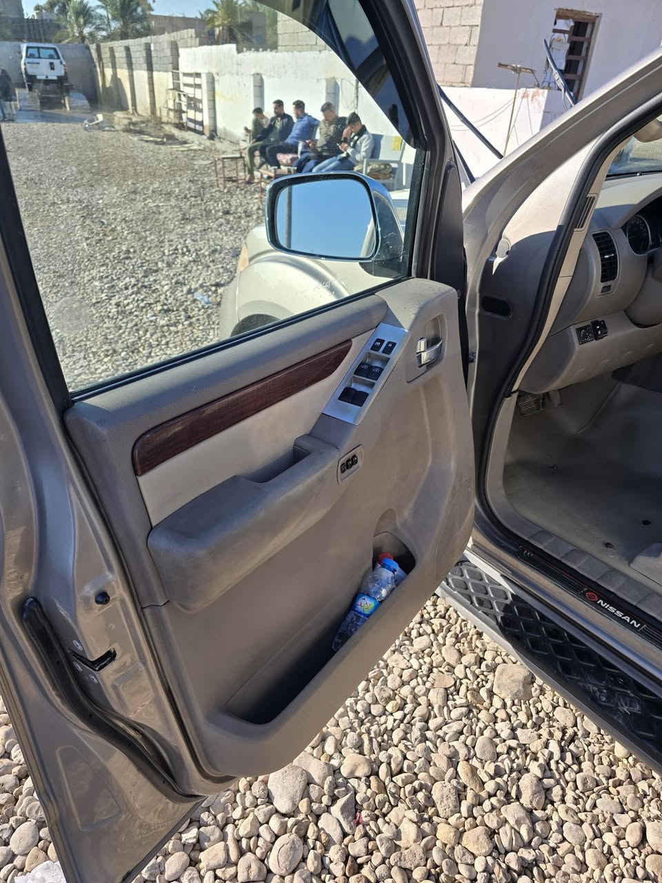 نسيان باتفندر بيع او مرواس باجيرو 
2008 خليجي 
LE فول مواصفات 
كشنات كهرباء
مري كهرباء 
كاميرا 
صندق شفط 
دمام 
فتحه 
6 سلندر 
مكينه 4000
فور ويل 
كشنات بلادي جلد لون بيجي 
شادلها نوزلات مال سوناتا تقليل الصرف 
هزه وسنويه جديده قبل شهر 
باسمي  
الصبغ 
فقط الجاملغ الخلفي عكس السائق
تدفئه تبريد 
دشبول ارمادا


**إذا كنت صاحب هذا الإعلان وتريد حذفه لأي سبب، رجاءا أرسل رسالة إلى الدعم الفني**