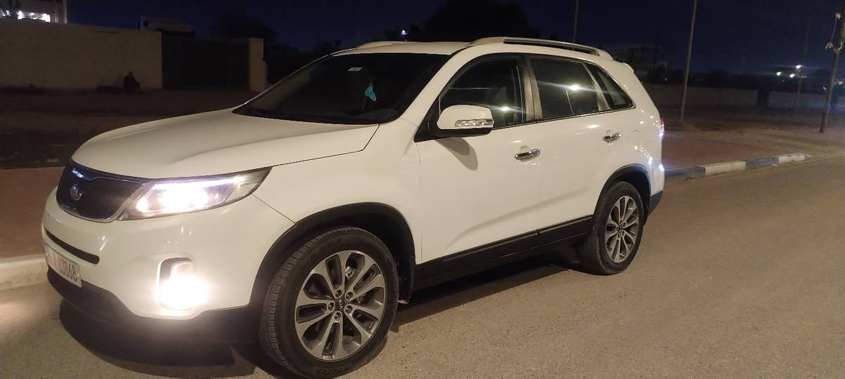 سلام عليكم
سيارة كيا سورينتو  خليجي موديل 15
للبيع  سعر 180 $
*********** وتساب
مكان سياره بصره 

مواصفات السيارة

محرك 6 سلندر  7 راكب
رقم بصره بأسمي تحويل ثاني يوم

محرك +كير + تبريد   خير من الله  
غرفة سيارة جدآ نضيفه 
تخم تاير جديد
حداده  خير من الله

ملاحظ سياره  مال جناي 
بالعافيه ع الي تصير من نصيبه
