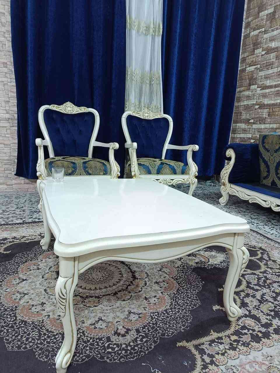 تخم تركي ملكي 10مقاعد خشب زان الأصلي أخو الجديد المكان كوفه ***********
