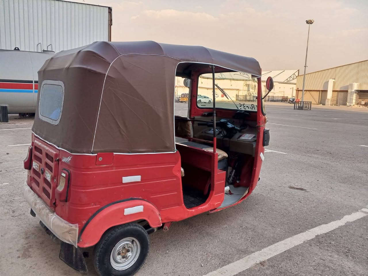 سلام عليكم تكتك البيع.  ٢٠١٨      رقم نكليز تحويل مكينه مل عشرين جاهزه  كبل الشارع الف ماذب عليه العنوان بغداد هذا رقم *********** اتصل
