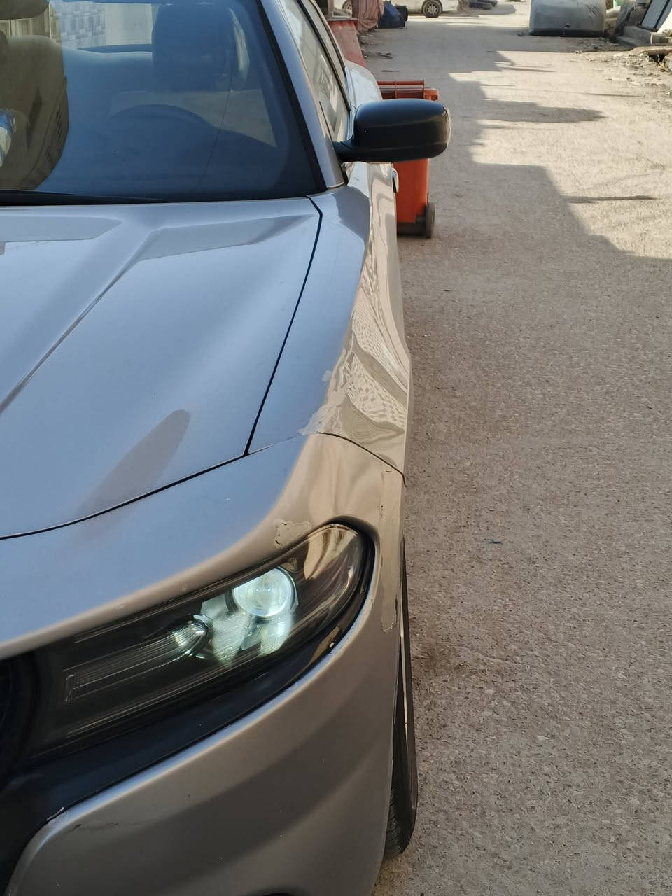 السلام عليكم...
جارجر لون سلفر ١٦ مرمز ١٧ جاملغ خلفي  بابين صبغ وجاملغ امامي معمر نفس الصفحة كير مكينة حدادية  جاهزة  ... الشطرة 
*********** ابو حنان
