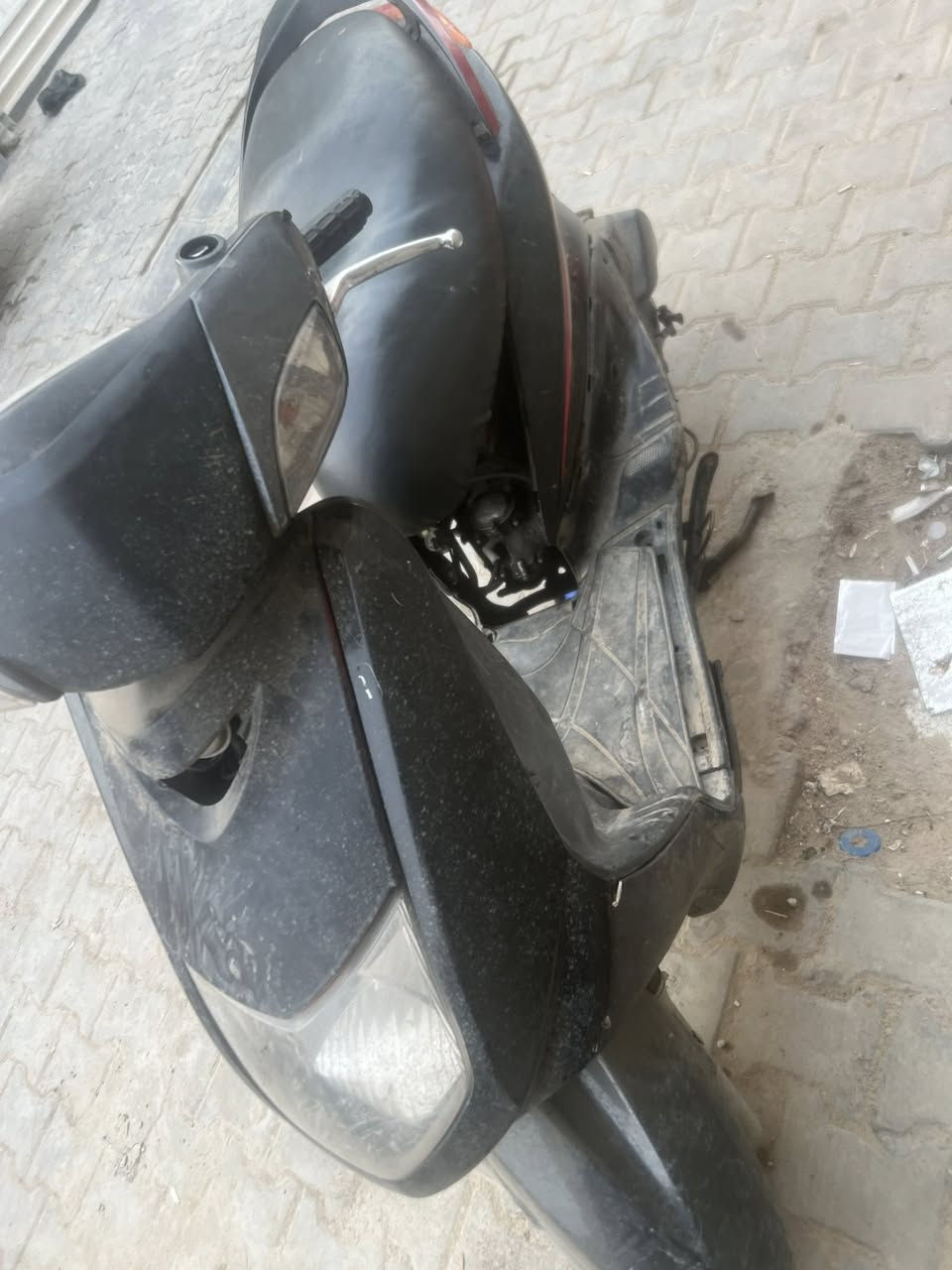 سلام عليكم درجه سكنكس البيع ماعرف شبيهه طفت عندي بانزين وماشتغللات واني ممتفرغلهه مكان بغداد زعفرانيه رايدهه ٣٥٠ وبيهه مجال


**إذا كنت صاحب هذا الإعلان وتريد حذفه لأي سبب، رجاءا أرسل رسالة إلى الدعم الفني**