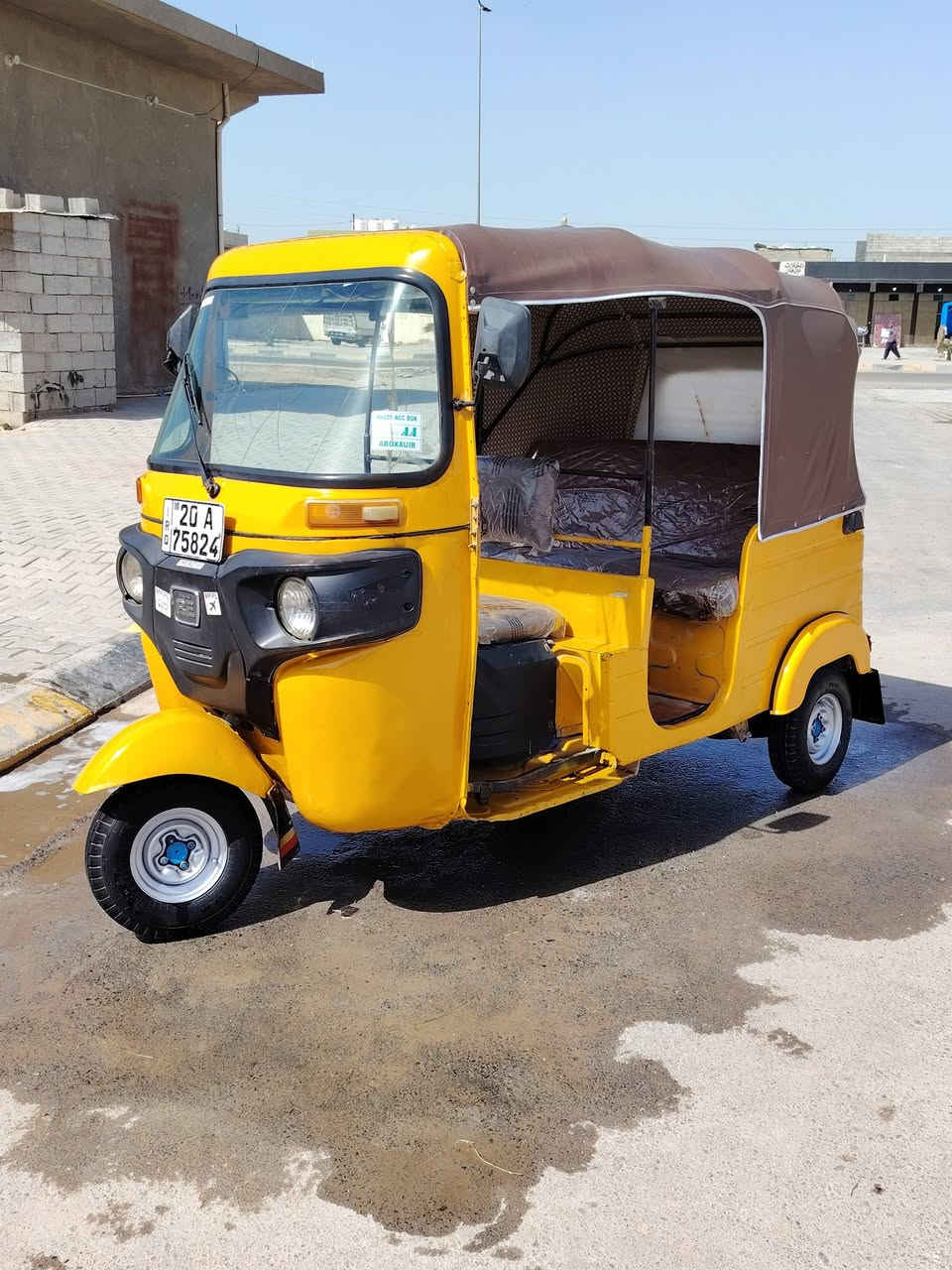 سلام عليكم تكتك للبيع موديل 18 رقم وسنويه تحويل ثاني يوم مصبوغه جماليه مكينه مكفوله مكان ديالى خان بني سعد ***********
