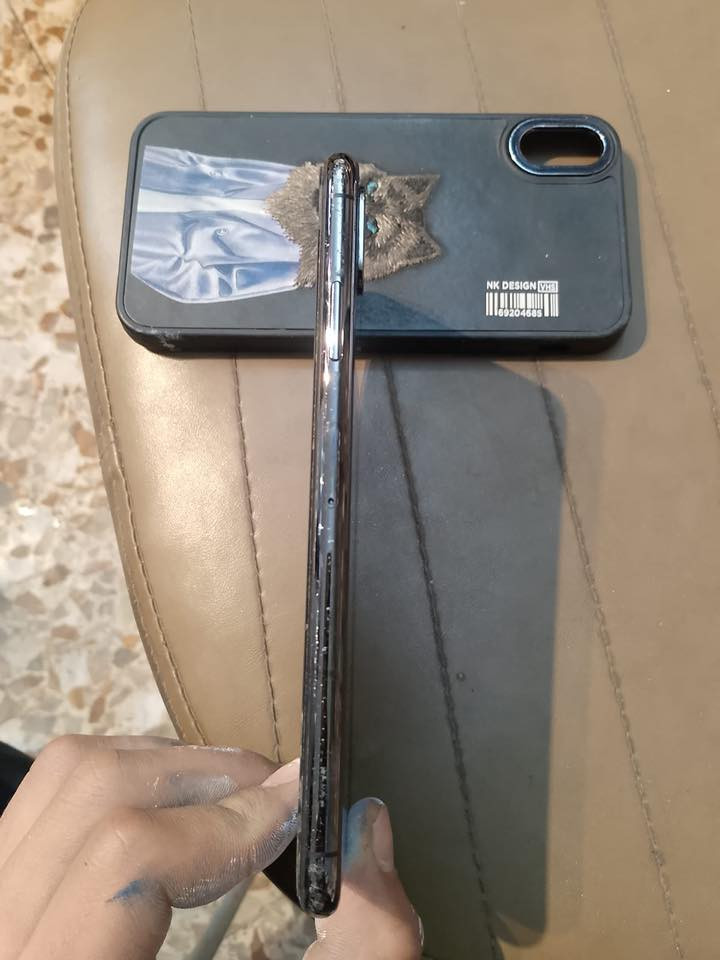 السلام عليكم 
ايفونXMAX
للبيع كلشي ممبدل بي على وضع الشركة انطيك بي
ضمان استرجاع اذا لگيت شي مو ماله او مبدل 
بطارية80 تليفون نضيف السعة 256
السعر 200 وبي مجال للطيبين
الرقم ***********
