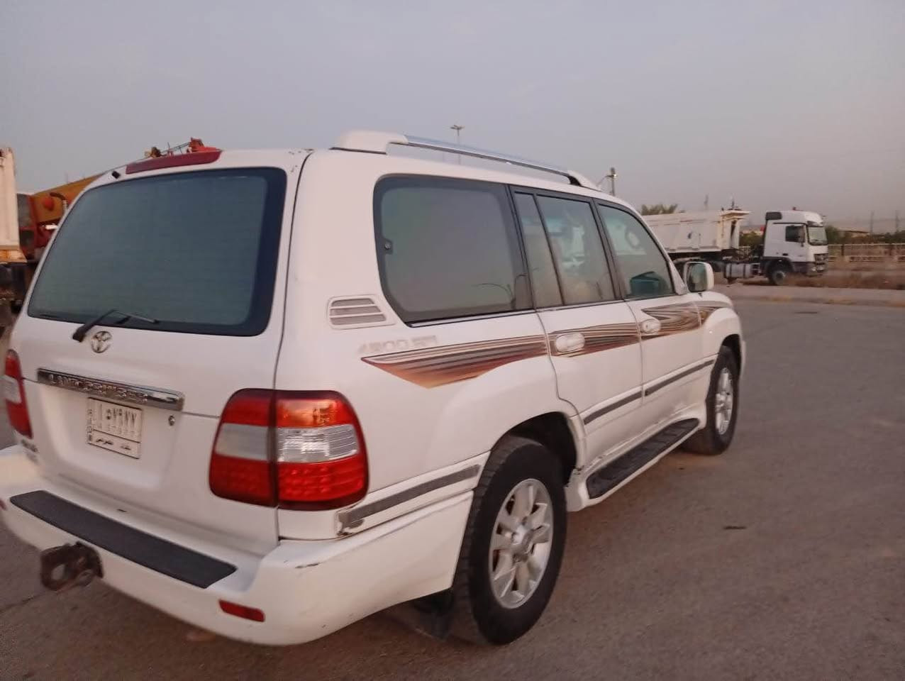 السلام عليكم

للبيع لاندكروز مدويل 2001 

مكفوله من الضربه 

بيها مكانات صبغ ابيع صبغ عام 

مكينه و كير كفاله 

حداديه السياره بحاله جيده 

لايت زنون فقط العالي

تبريد شغال 3 قطع 

التايرات بحاله جيده 

مكان السياره واسط الكوت مركز المدينه 

السياره بيها  منظومه غاز يعني ماكو صرف 

السياره للبيع فقط اعتذر عن المراوس 

السعر 130 بيها مجال للمشتري وهم يدلل

***********

*********** دهل اوران, واسط
