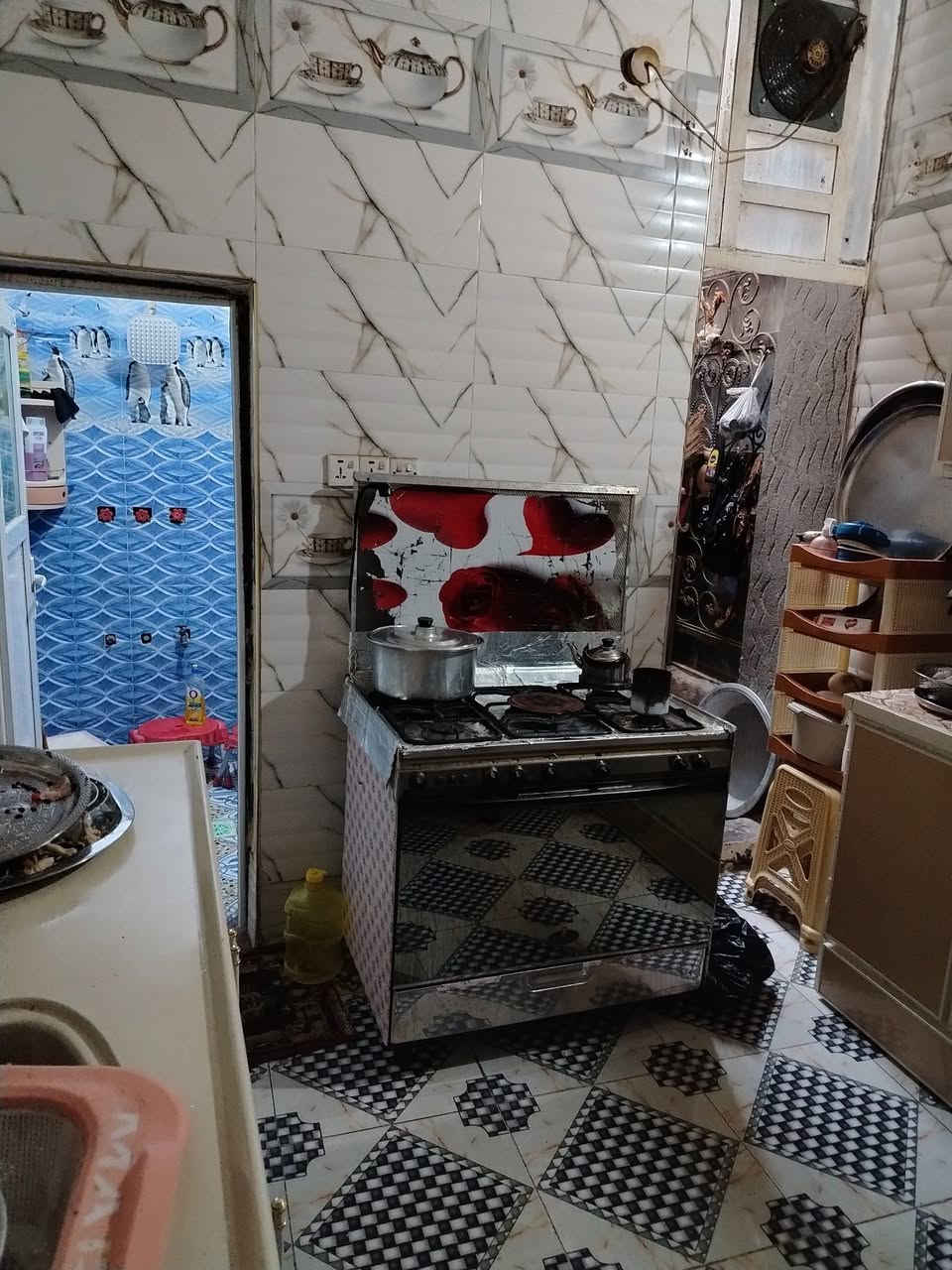 السلام عليكم بيت للبيع في حي المرتضى قرب اسواق بركات الامام القاسم ع السلام من جهة حي الجواد المساحه ١١٠ م يحتوي على استقبال +غرفة نوم واحده + هول+ مطبخ + حمام + صحيات + منورين السعر ٨٠ مليون وبيه مجال للاتصال على الرقم ***********
