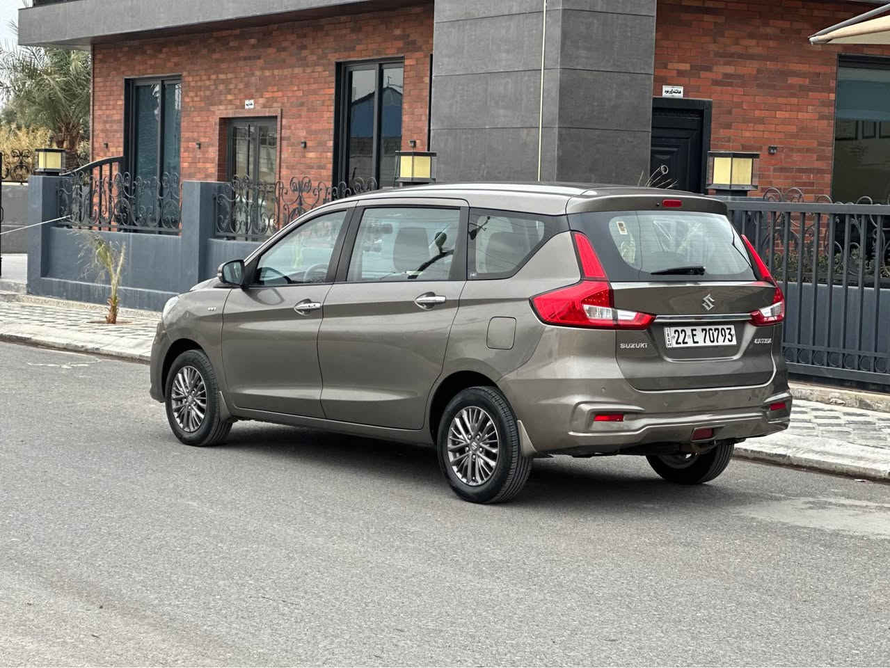 suzuki ertiga 2021 ارتیجا
سوزوكي ارتيكا 2021 مواصفات 7 راكب گير توماتيك بصمة تشغيل تبريد مركزي تحكمات ستيرن جام كهرباء سيارة رقم اربيل و تحويل بشرط موجودة من اربيل سعر 115 ورقة و مجال سيارة بدون صبغ بدون نواقص 
*********** واتساب
suzuki ertiga 2021 ارتیجا
سفری شەریکە بەسمە و 7 نەفەری سێ ریز کوشن تبرید مرکزی تحکم ستیرن 4 جام کارەبا کوشن جەگ
رەقەم هەولێرە و هەموو شتێکی تازەیە
بێ بۆیاغە تەنیا 2 شوێن ساردی بچووکی هەیە
نرخی 115 وەرەقە و مجال
*********** واتساب أربيل, العراق
