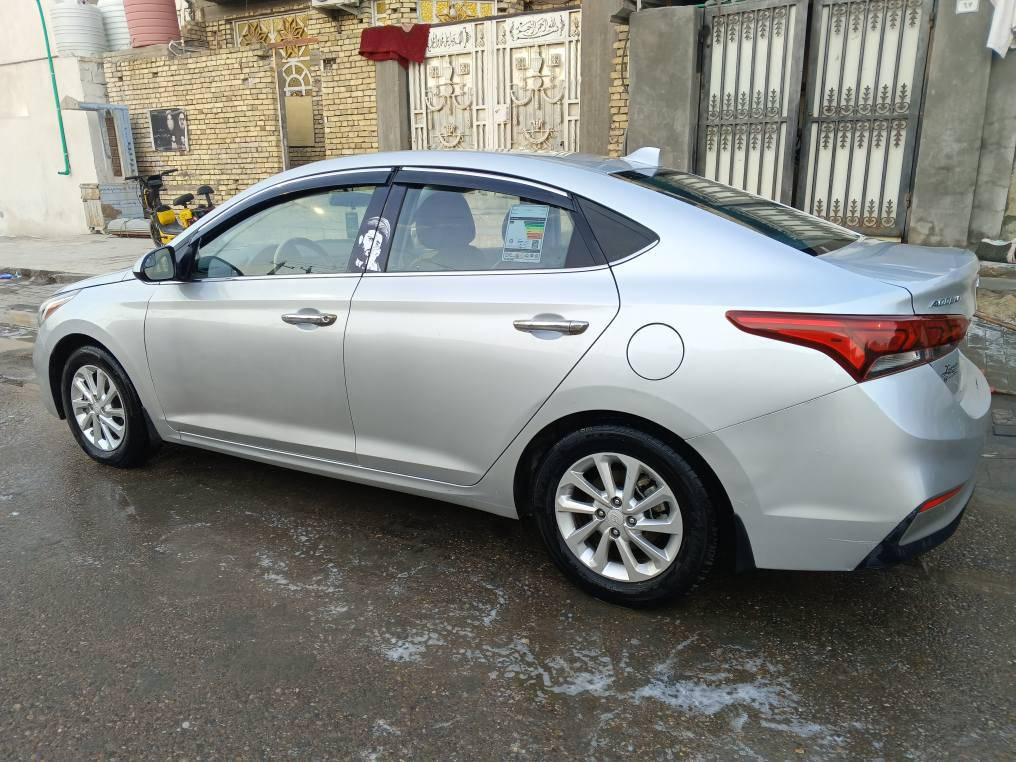 سلام عليكم اكسنت موديل 19 وارد امريكي حادثه جاملغ وباب لا واصل تكم ولا شي سياره نضيفه كلش السياره معوقين بس هاي السنه وصير حره السعر 120 وبيه مجال انتصال *********** مكان السياره البصره البصرة, العراق
