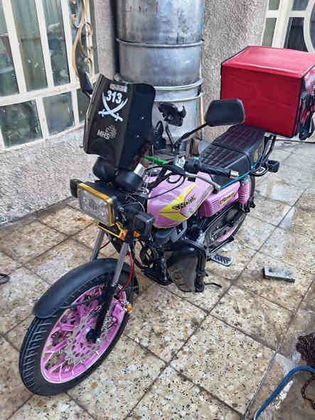 من رخصة الادمن دراجة ايراني سيفان ٥ كير مديل ٢٥ ٧ اوراق دراجة مدفوع كمرك تترقم دراجة نظيفة كفاله عامه سعر مليون و١٠٠الرقم ***********
