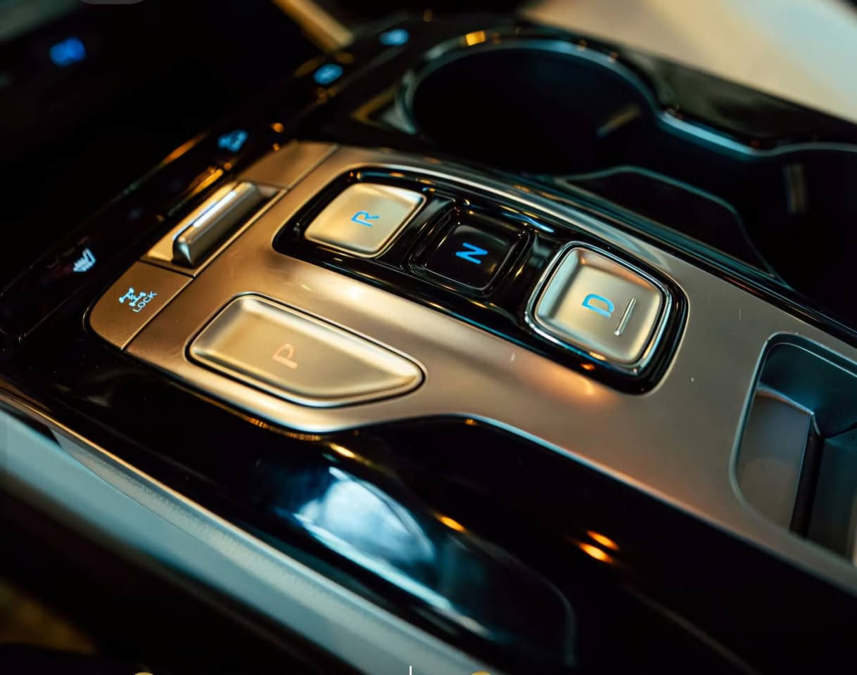 توكسان هايبرد 2022
18.500 $
للاستفسار ***********
