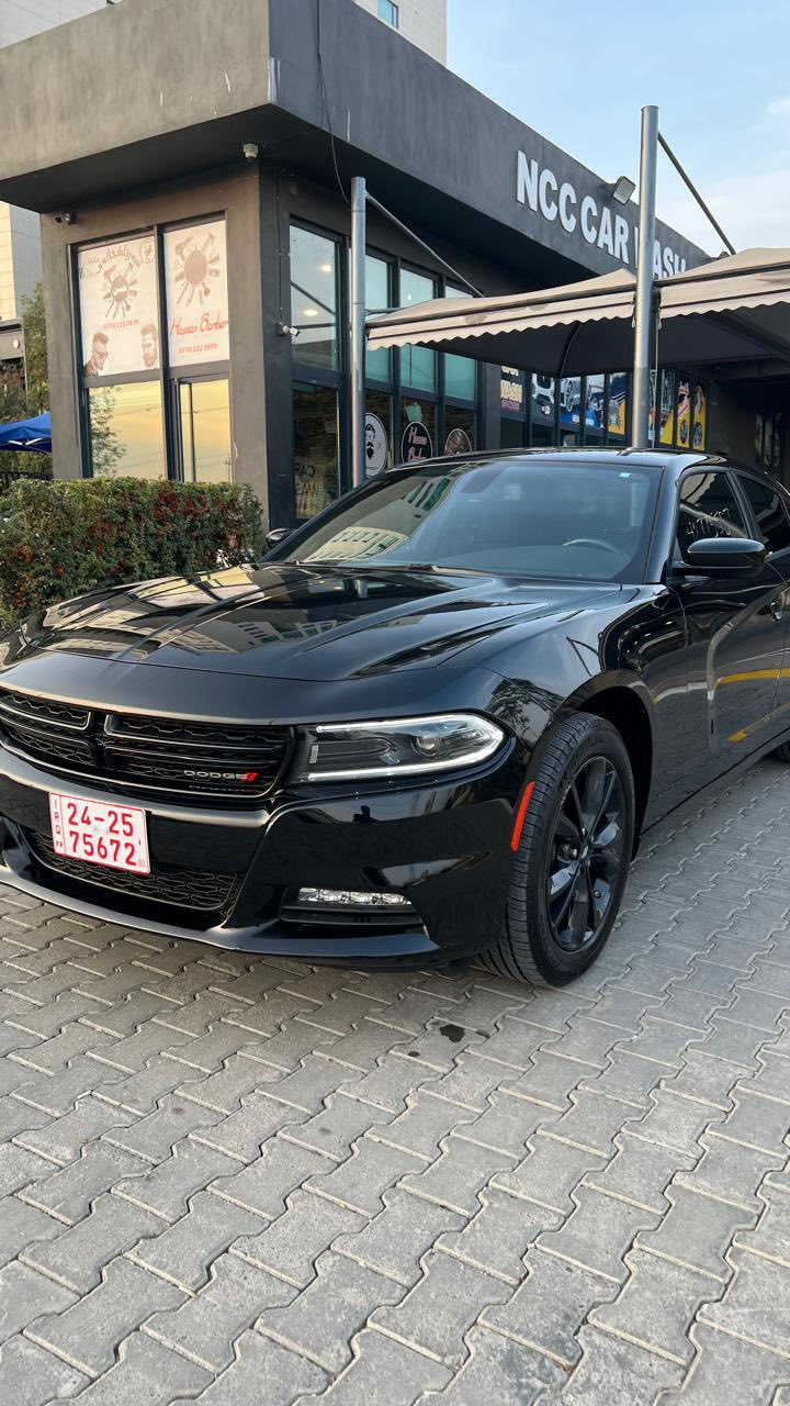 السلام عليكم
للبيع جارجر sxt بلاص فتحه موديل 2023
السياره جاهزه وموجوده بغداد ( الحادث موجوده صور بالمنشور جاملغ ايمن بي شبر صبغ والثاني بارد بدون تبديل بدون ايرباك)
مرقمه سليمانيه 
السعر 225 ورقه وبيها مجال بسيط 
***********
