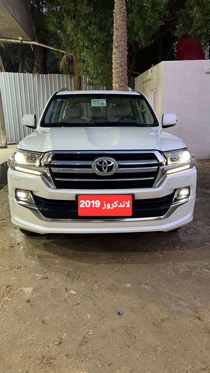 للبيع فقط
لاندكروز 2019 ساز باب اول 
رقم بغداد تحويل ثاني يوم 
كفاله عامه عدا البارد في هلاليه جاملغ الخلفي اقل من 3 سم موضح بالسونار
ماشية 115 km
#مكان السيارة السماوة المركز 
للاستفسار ***********
#رابط الوات ساب 
https://wa.me/964***********?text=
