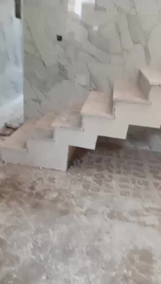 سلام عليكم من بغداد الدورة  خلفه جص وبورك مصاطر شغل درجه أوله مصاطر اشتغل على متر او بل يوميه وهذا رقمي ***********
