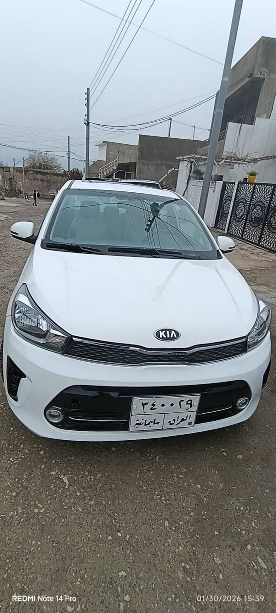 Kia pegas 
یەک پارچەی بۆیاخە 
گیرو مەکینەو تەبریدی بەشەرت
سەقف سلایت سەیارەیکی بی عەیبە 
*********** السليمانية, العراق
