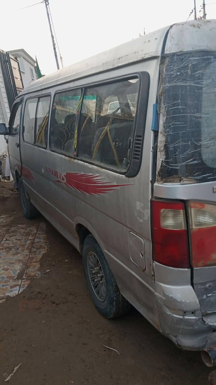 البيع فتون 2012محرك جديد كير حداديه كهربايات كله جديده تخم تاير مو موصليه رقم احمر مطلوبه هيئه, 700مرور مصفره لمالك يسوي وكاله رقم راعيه ‏‪***********‬‏
