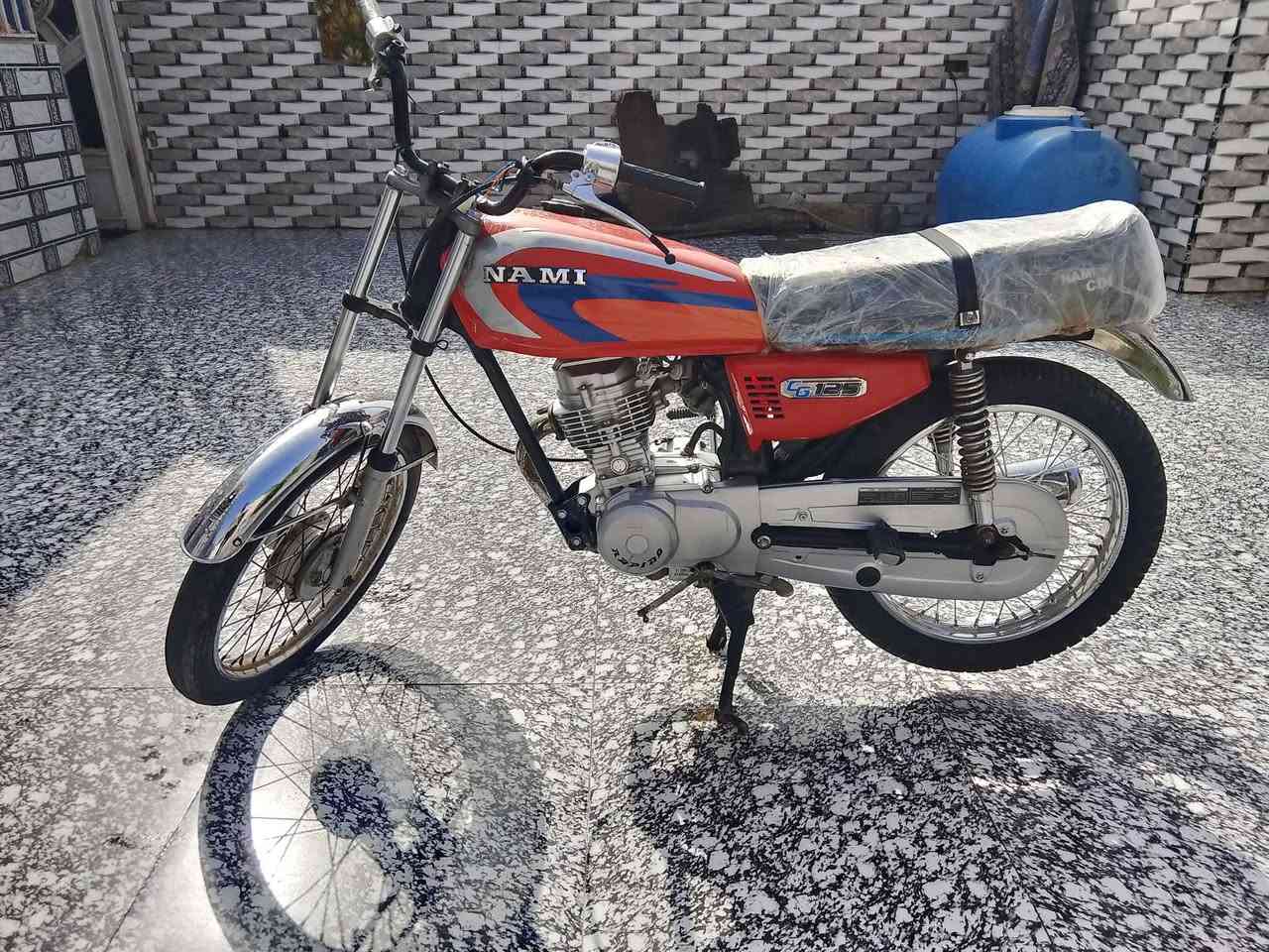 دراجه للبيع ايراني بدون اوراق  مكينه ما مفتوحه رابيدو مكاني المجبس علا طريق لمشرح شراي اتصل ***********
