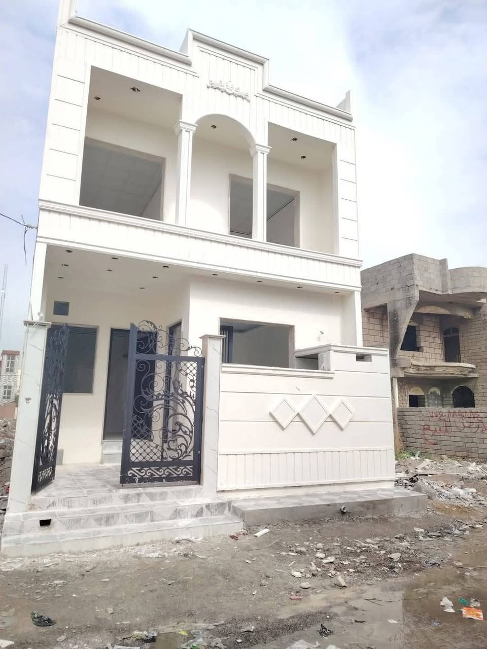 اعلان مكتب الهندسة اني مقاول ابني الهيكل طابق واحد ب10مليون طابقين هيكل عظم 100متر ب  19مليون 150متر طابق واحد ب15مليون طابقين هيكل عظم 150متر ب19مليون نستقبل كل المساحات والترميم في كل احياء الموصل المواد حديد ألفا أو ماس أو سل ستيل سمنت بادوش توسيع بلوك درجه اولا شرط رمل وحصو كنهش اي ستفسار مراجعة المكتب أو الاتصال علا الارقام التاليه *********** او*********** أو علا الواساب
