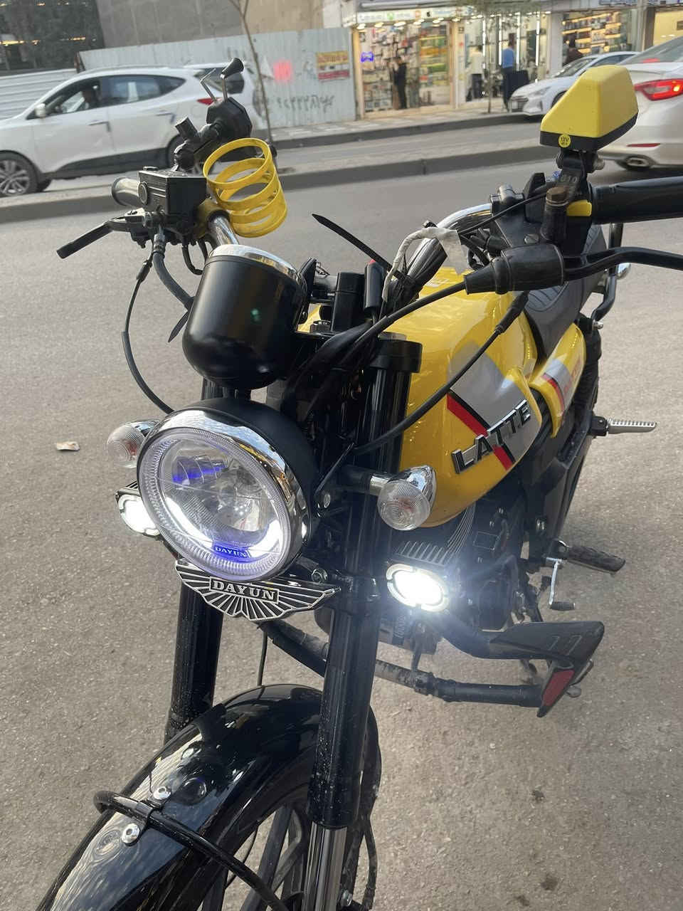 سلام عليكم دايون لأني جديده الدراجه بس منفيس الدراجه ما مفتوحه مكينه وكاله كشرها يخبل  اي استفسار اتصال ***********مكاني بغداد كراده
