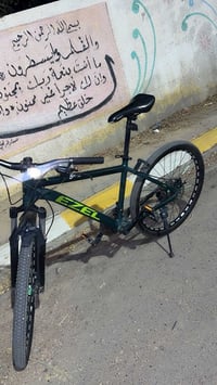 للبيع بايسكل رياضي سعر 140 الف  للتواصل 07819755281