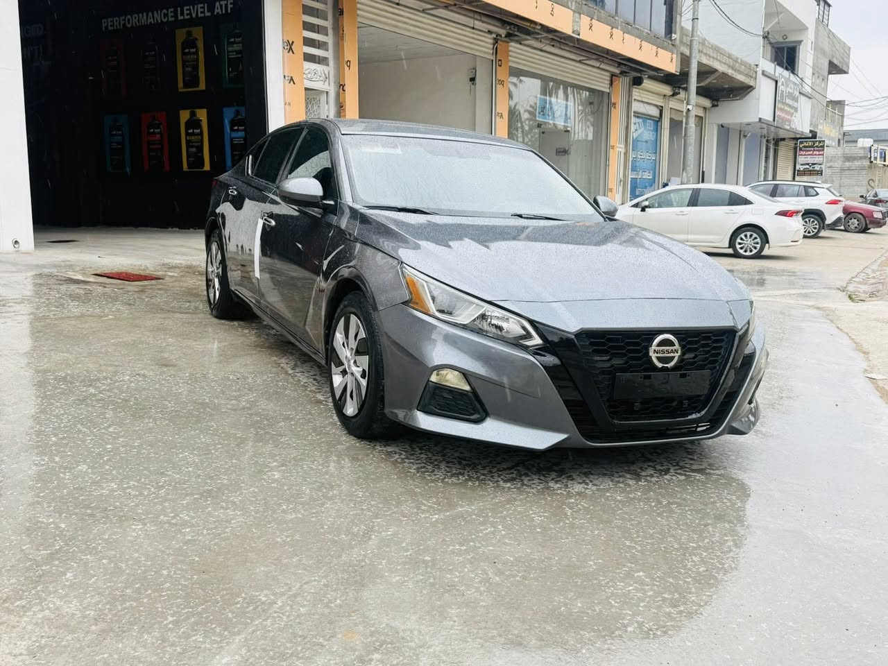 سلام عليكم اخوان
التيما 2020 للبيع فقط
ضرر مرفق 
بونيد وجاملغ كلير بدون دواخل 
كير ومحرك صبر كله ابشرط
سنويه جديد
كلوب واحد متشتغل بالدشبول 
حجر رادار ابشرط
سعر 135 وبي مجال
ديالى خانقين
***********
