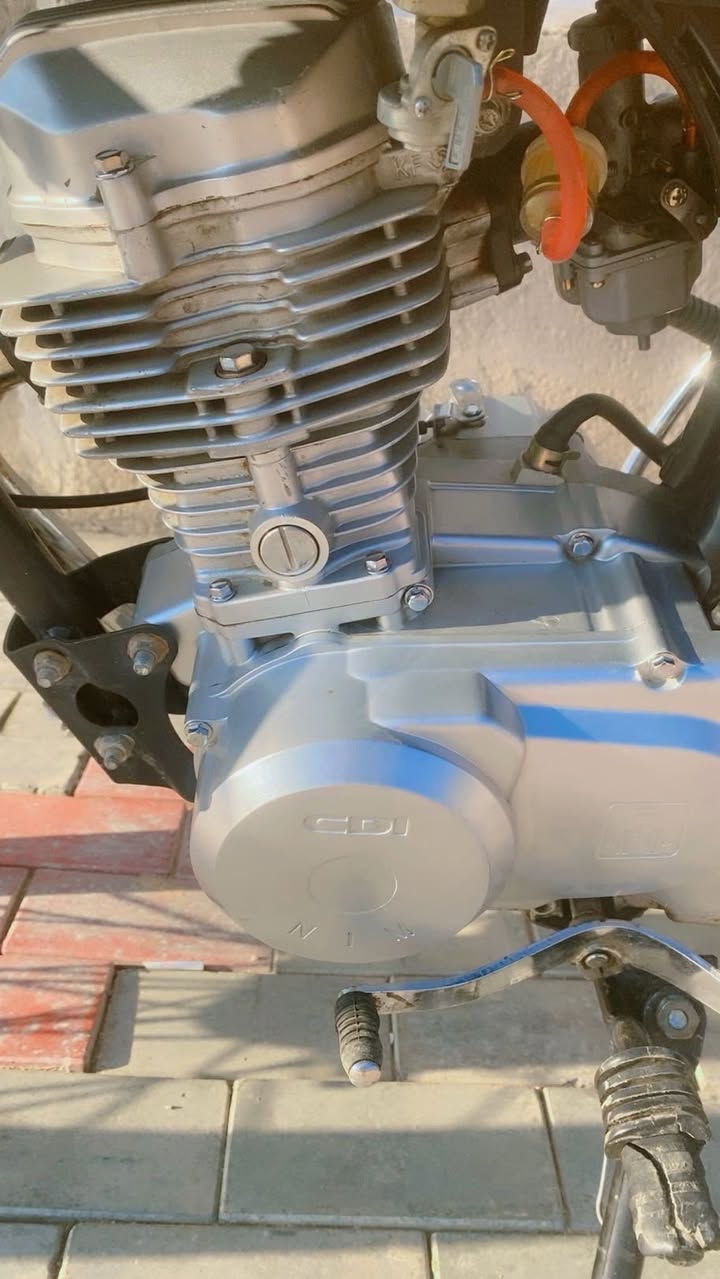 السلام عليكم دراجه اربعه كير للبيع مكينه نامه بمتياز تعمير اربعه وعشين اوراق اسكنر العنوان كربلاء المقدسه حي العسكري ***********
