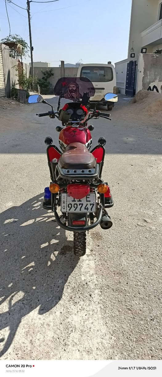 دايوان جبلي 23 مرقم بغداد بأسمي تحويل ثاني يوم الدراجه كفاله عامه بيهه نواقص شوي الباقي كله مكفول السعر 2800 وبيهه شي بسيط مكاني بغداد سبع قصور ***********
