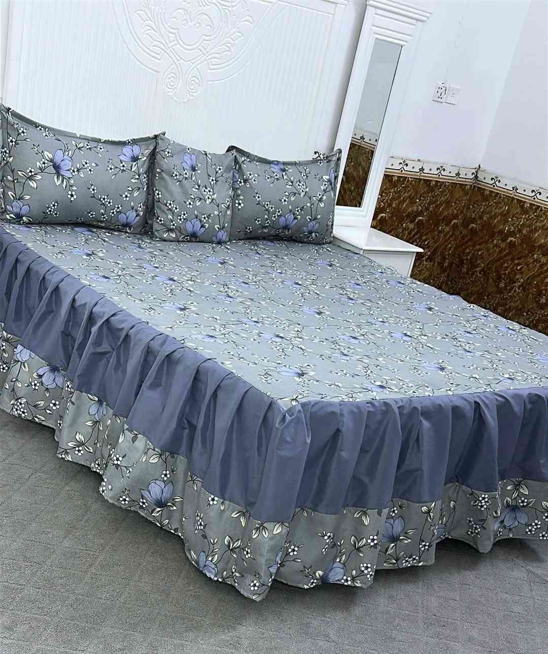 فرشات خياط جاهزات للبيع 
تخفيض تخفيض لمده محدده 
متوفر توصيل رميثه فقط 
ام علي للخياطه🥰😍


**إذا كنت صاحب هذا الإعلان وتريد حذفه لأي سبب، رجاءا أرسل رسالة إلى الدعم الفني**