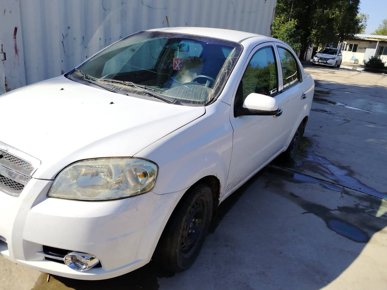 السلام عليكم افيو للبيع موديل 2011 خليجي محرك مفتوح بيه قطعتين تبديل  جاملغ امامي جهة السائق وباب السائق وربع البنيد صبغ والباب الخلفي بيه ضربه ممصلحه السعر 63 للاتصال ***********
