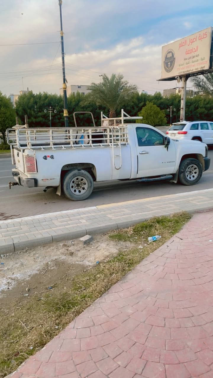 سلفرادو موديل ١٣  مكان بغداد السعر ع هاذا الرقم ***********
