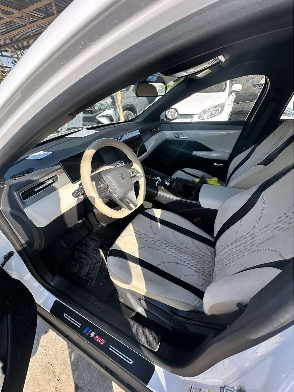 BYD کوین پلەس ناو کرێمی 
٢٠٢٥ تەنها ٦ هەزار ڕۆیشتووە بەهەردوو مۆدەکە  
کامل کامل جوانکاری بۆ کراوە 
دەعامی بۆ دەعامی هیچی نیە 
*********** السليمانية, العراق
