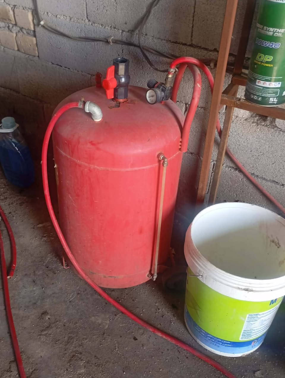 السلام عليكم غراض محطة غسل كامله للبيع السعر 3 مليون وبيهن مجال ناصرية سوق الشيوخ 
***********
