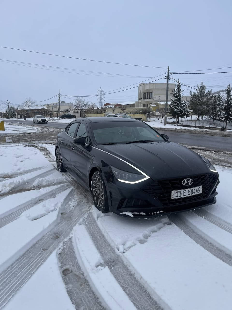 سلام عليكم سوناتا 2023 هايبرد   مراوس بجارجر
السياره فول ماعدا الفتحه 
رقم بغداد لدولي 
محرك 2000 دوش 
⬅️ضرر بنيد فقط ودعاميه  ➡️
بيها بارد بلجاملغ لامامي وبيها طخه كلش خفيفه بلجاملغ لخلفي رجع عليه موطور 
 ((((مكان لسياره بغداد العامريه او الانبار فلوجه ))))
موصفات السياره 
بصمه 
بصمه ابواب 
وبصمه صندوق
تشغيل عن بعد 
لايت زنون بلادي لد 
راداد 
كشن كهرباء
تبريد قطعه خلفيه  
تدفئه كشنات 
ويل سبورت 
اوتو هولد 
اوتو ستوب 
نقطه عمياء 
تحديد مسار
مثبت سرعه 
قياده ذاتيه 
كاميرا دواره 
شاشه car play
داخل ملكي 
السعر 175
واتساب 
***********
