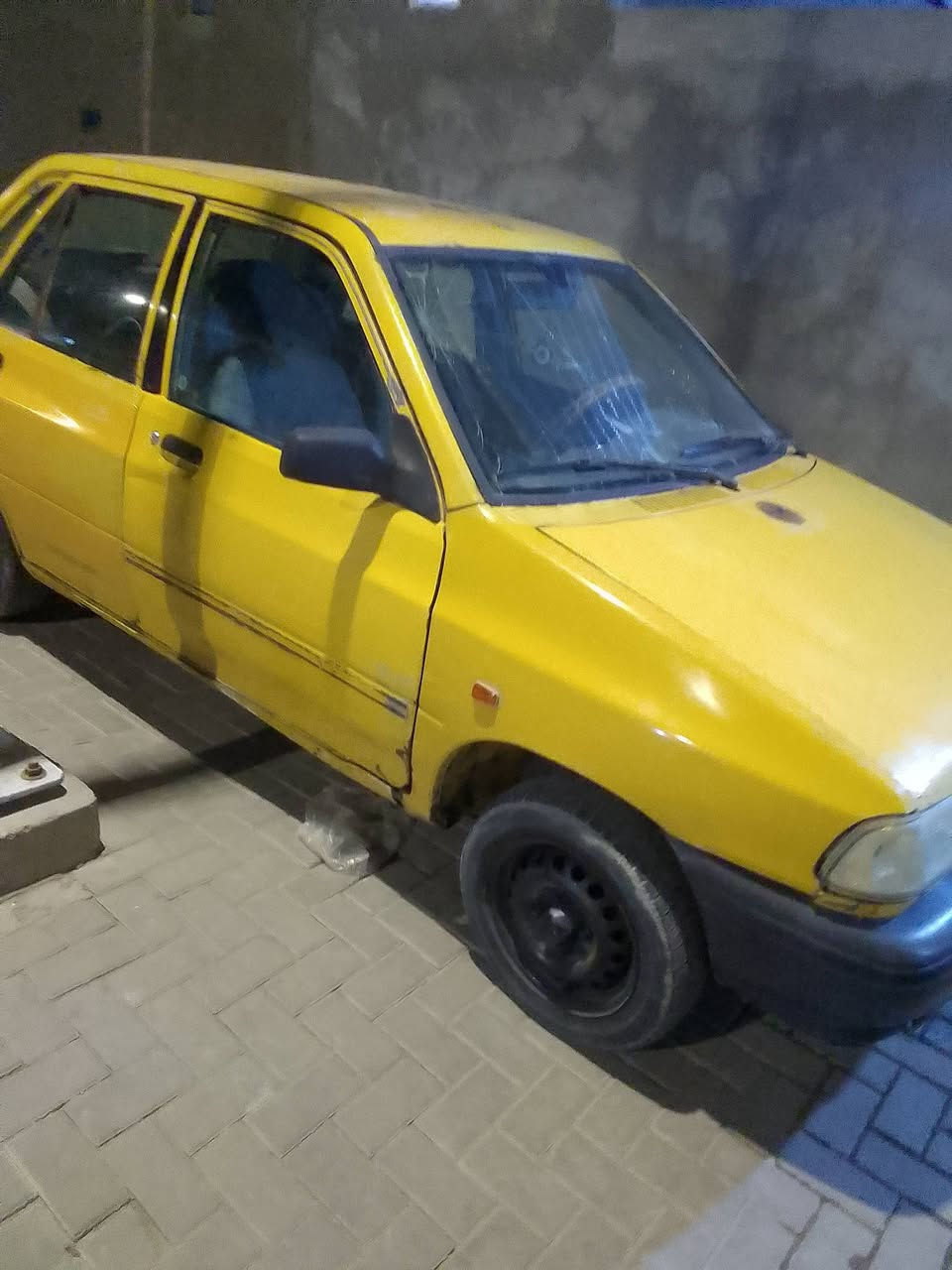 سلام عليكم سياره للبيع سايبه موديل 13سياره جاهزه من كلشي سعر  13 بيه مجال كلش قليل  كير ومكينه كفاله مكاني بصره زبير رقم الهاتف ***********
