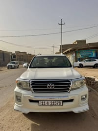 لاندكروز بريم • ٢٠١٢ • ماشيه ١٢٥ الف