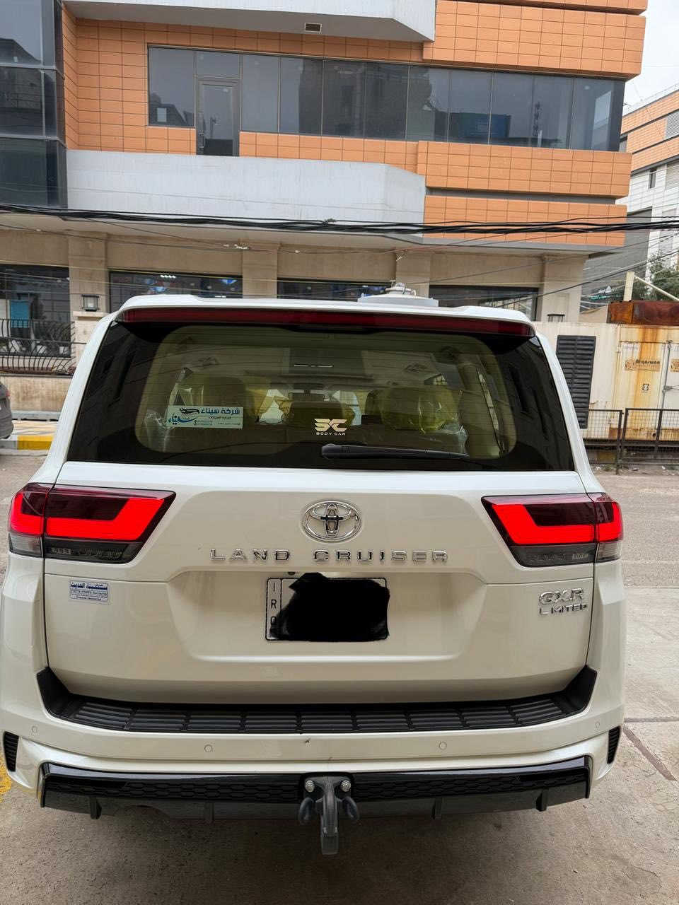 لاندكروز مديل 2024 Jxr لمتد كامل المواصفات ممشاها 15 الف المكان بغداد مكفوله كفاله عامه شركة البريم رقم بغداد جديد السعر ٦٧٠ وبيه مجال للاستفسار ***********
