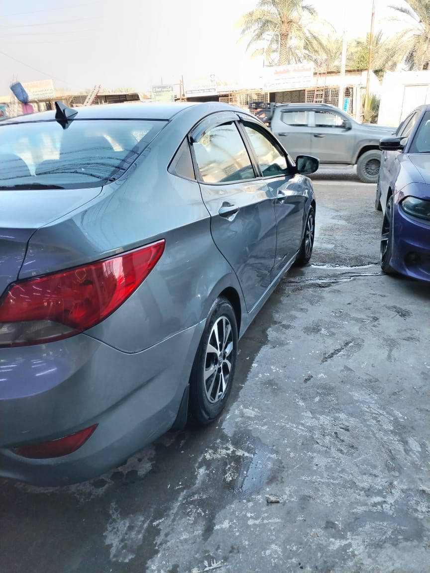 السلام عليكم 
اكسنت امريكي
موديل 2017 
ماشية 93 الف ميل 
مكينه 1.6 
بيها 3 قطع بدون كل دواخل 
تخم تاير + بطارية جديدة + ويل كب جديد 
وهذا السونار مالتها 
السعر 98 وبيها مجال بسيط
هزة جديدة وسنوية باسمي رقم انكليزي تحويل ثاني يوم 
 
الهاتف :***********
او التواصل خاص
