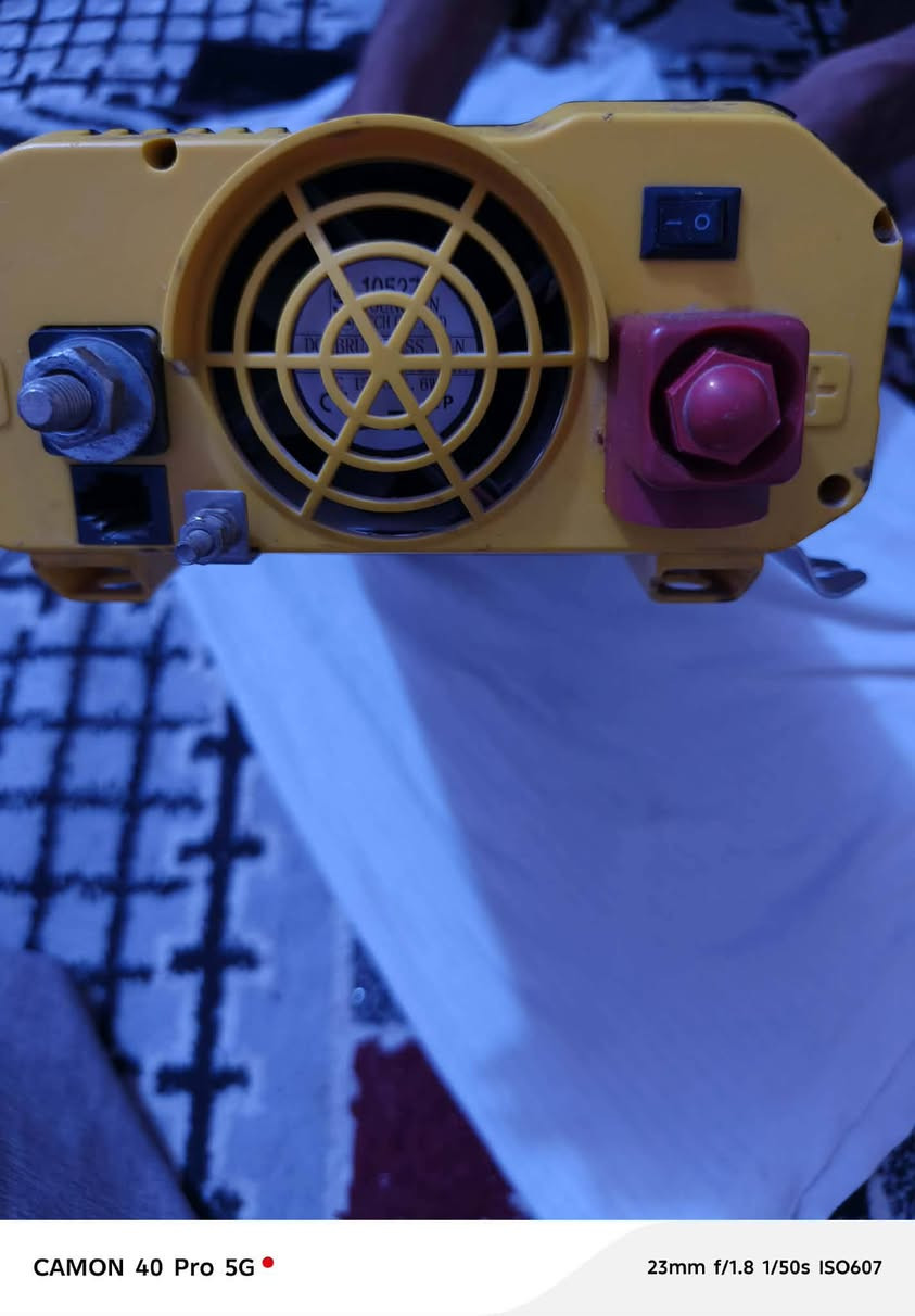 عاكسه للبيع 9مبير يربط عليها باتري سياره بسعر 55 الف


**إذا كنت صاحب هذا الإعلان وتريد حذفه لأي سبب، رجاءا أرسل رسالة إلى الدعم الفني**