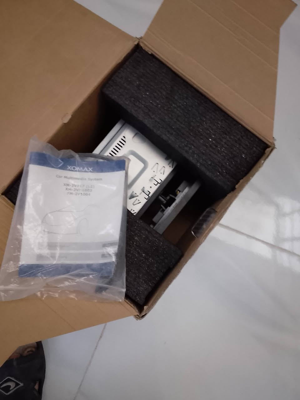 شاشه جديده بلكارتون مامستعمله 
سياره سني.  بلادي.. 

عنوان كربلاء 

***********
