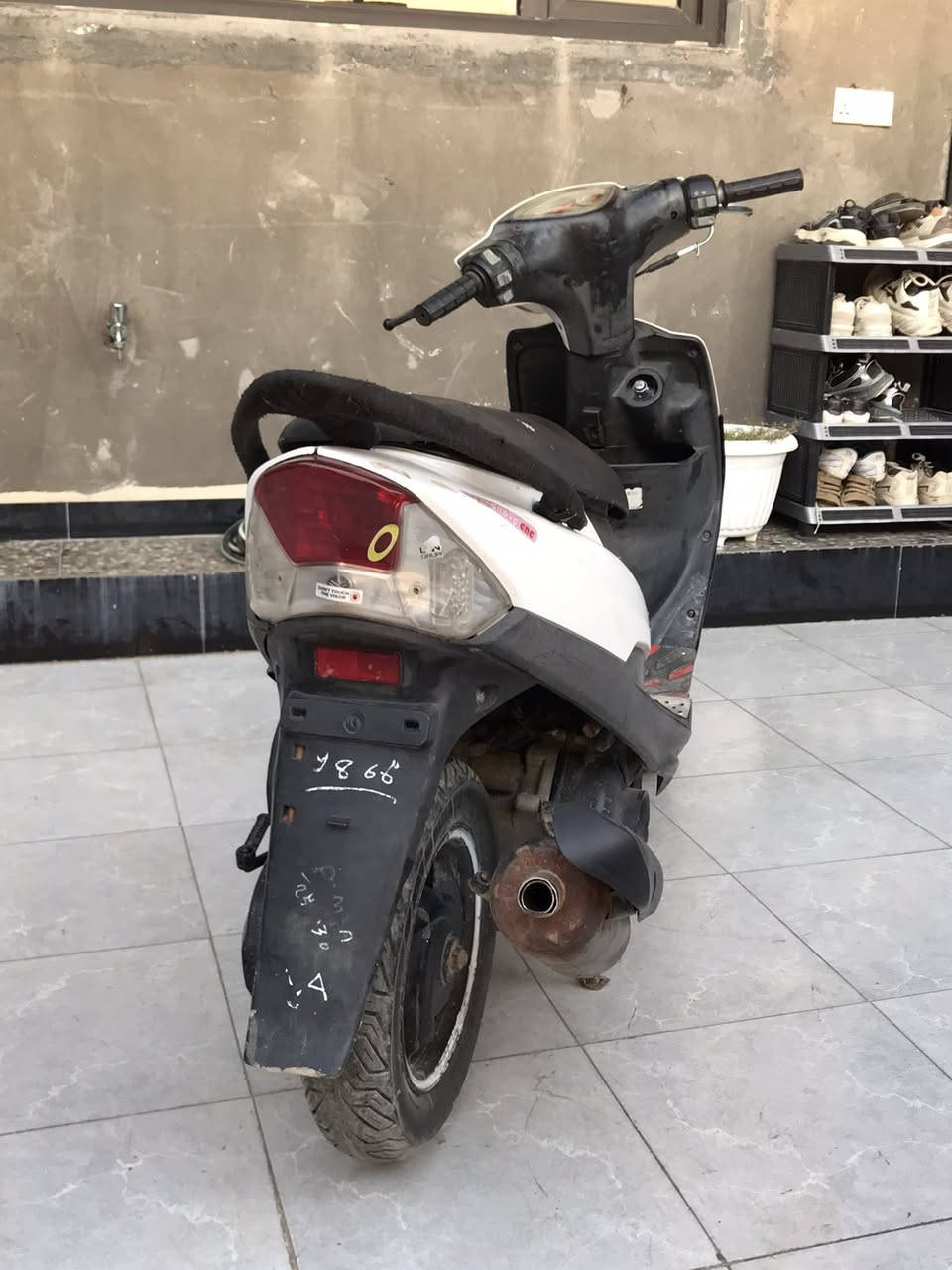 سلام عليكم ماكس عدله للبيع بوشه بلاد كامله مكمله شلعه ومعدل نقصها بس كلوبات اشاير وباتري ب 600 وبيها مجال مكان تحرير ***********
