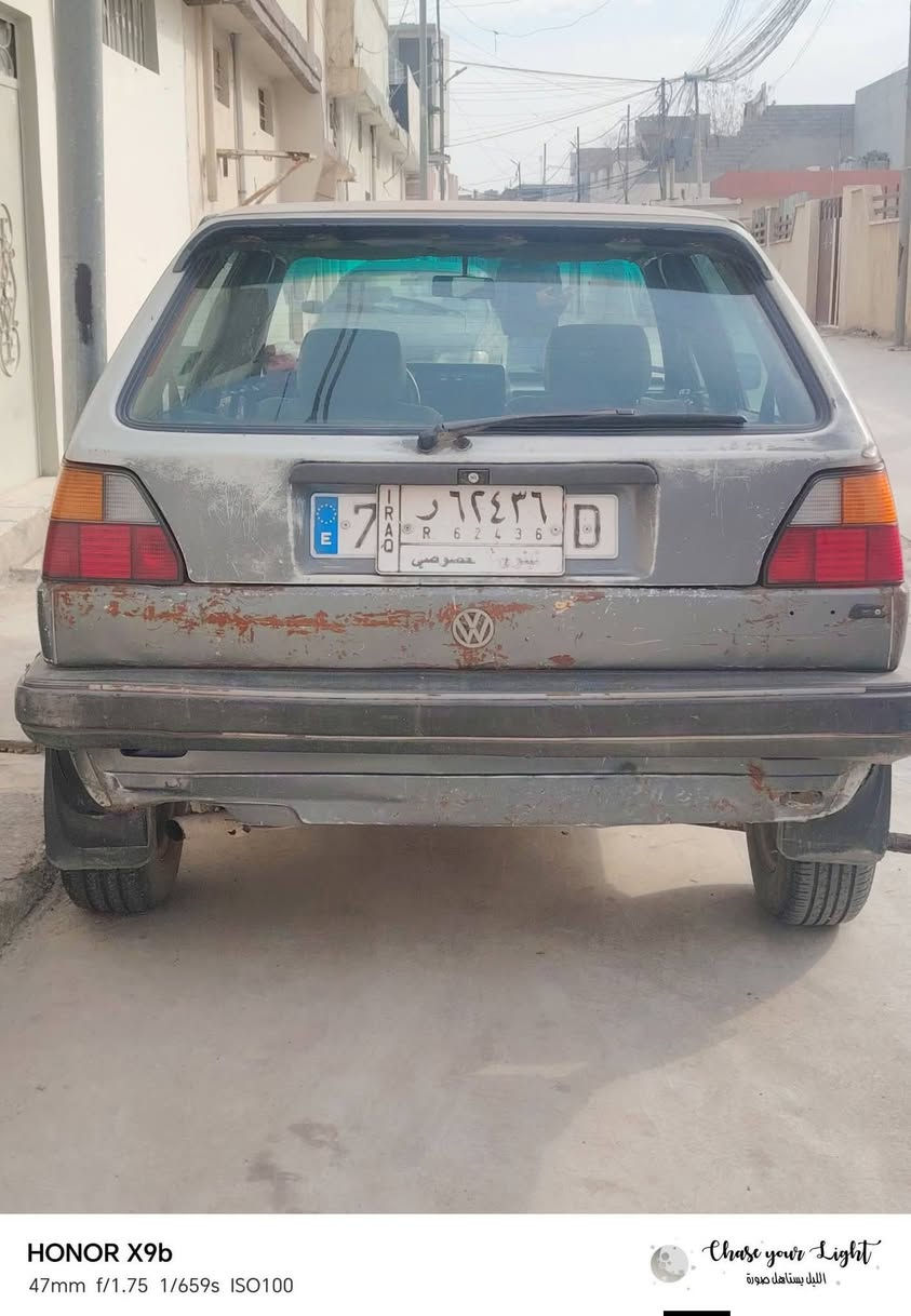 السلام عليكم كولف للبيع سياره كير عادي محرك شرط كير شرط  كاربون بيه السعر 28 وبي مجالل
***********

***********
