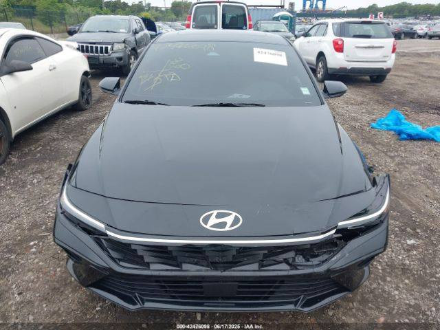 السلام عليكم النترا ٢٤ فووول ما عدا الجلد ماشيه تقريبآ ١٩الف حادثها كدامك رقم بغداد اللاستفسار الاتصال على الرقم*********** 
***********
