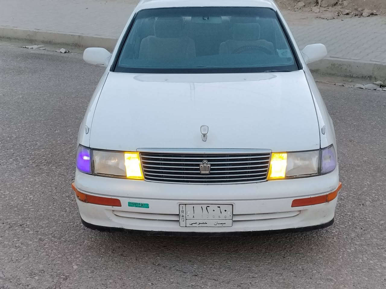 السلام عليكم بطه منتصل للبيع موديل 1995 مكينه ثنين ونص ديلكو تبريد شغال مكينه وكير جدد حداديه جديده تخم تاير سياره جاهزه مكفوله من العيب الشرعي من الكص والنقل والصوليات والضربه والصبغ سياره جاهزه مال جناي السعر 58 وبيها مجال لجناي مكاني بصره قضاء القرنه رقمي ***********
