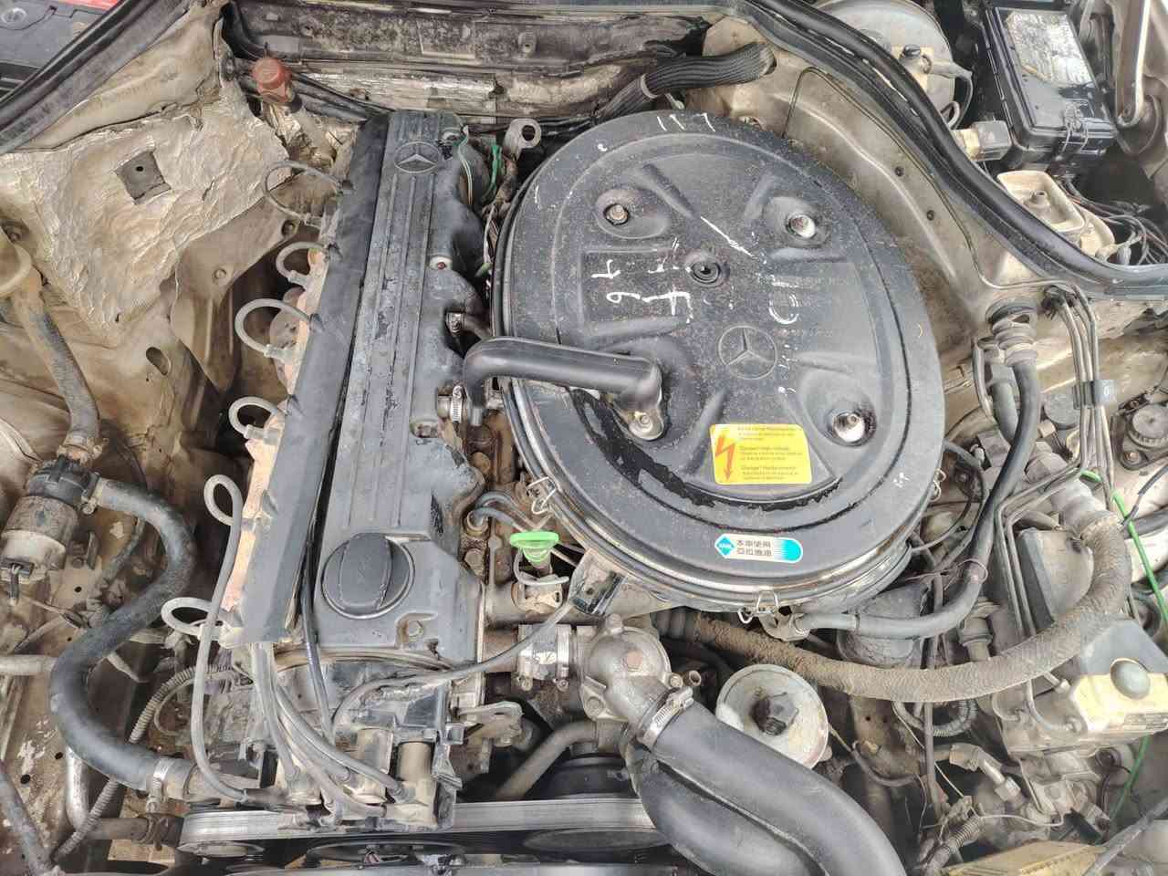 سلام عليكم مارسدس دب موديل ١٩٩٢ مكينه كير بلاد مكفوله من مضربه قواعد دبل بلاد رقم بغداد سياره بسمي  @*********** مكلف بل نشر لحد يراسلني
