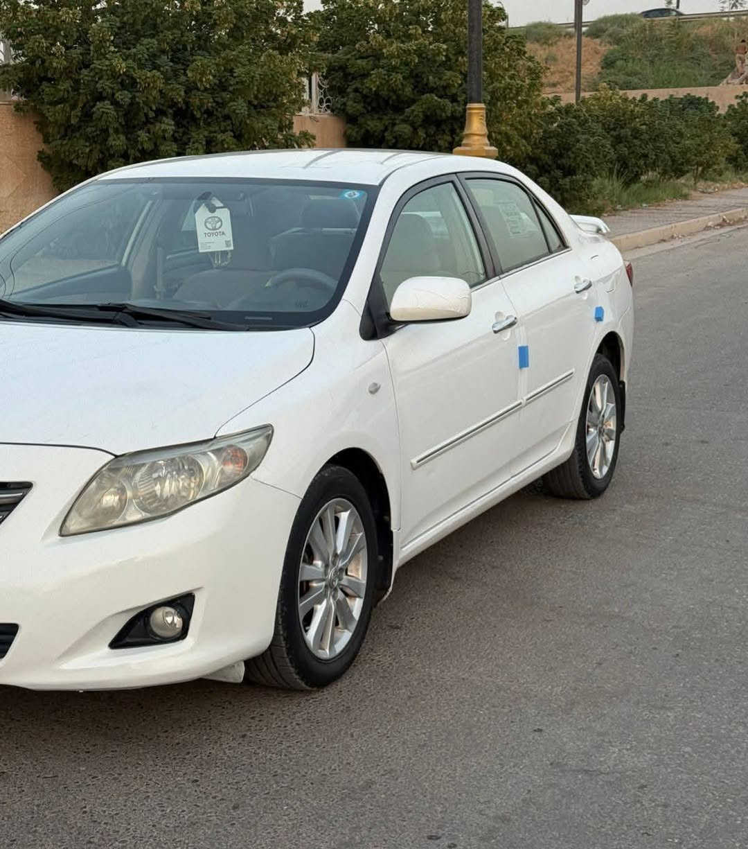 للبيع كورلا 2009 خليجي رقم بغداد باسمي/ماشيه 117 🦅
مكفوله بيها شبر فقط صبغ شرط السونار 

محرك كير وضع شركه مامفتوح ✋

مواصفات محرك 1800
 مري شفط عندك قفل السياره. تحكم ستيرن. داخل صاج. خمسه ويل كب بلادي. يدات نيكل. كامره. حساس خلفي.اربع دسك. 
السعر 123/✋
مكان السياره صلاح الدين قضاء بلد

***********
