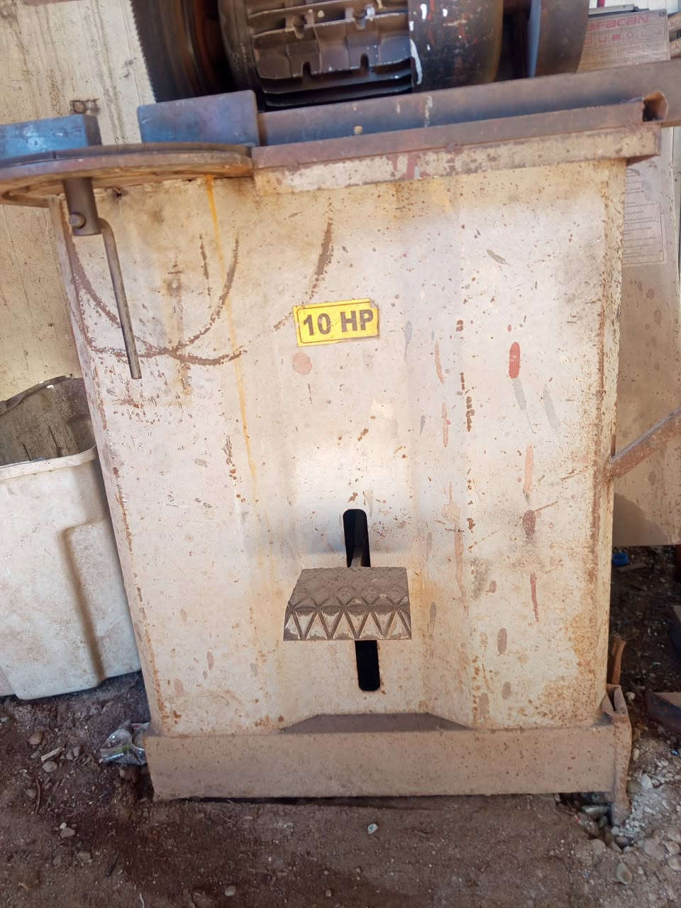 السلام عليكم
للبيع كتر تركي 10 حصان بلادي
مكاني بغداد الشعله شارع 60

السعر 600 دولار 

للاستفسار ***********
فاضل الحداد
